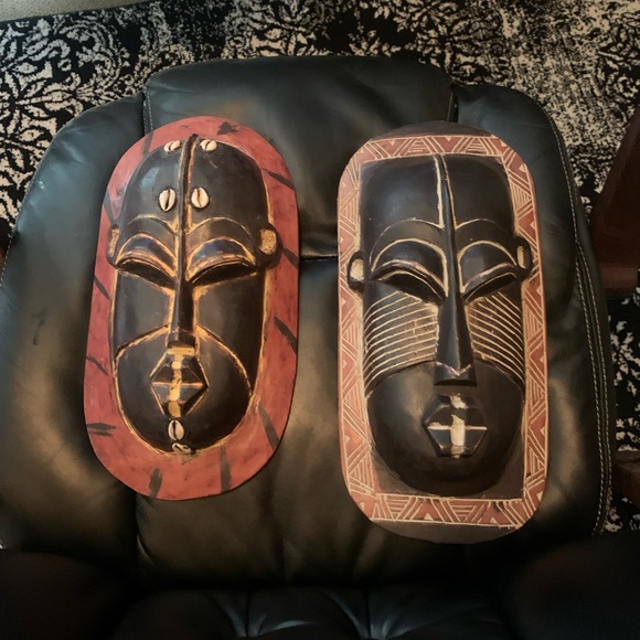 African Mask - Picture 1 of 2